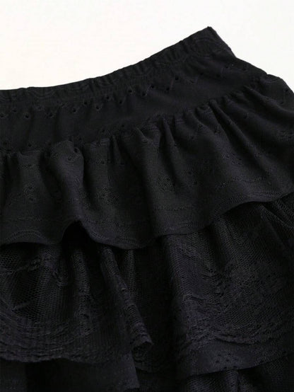 Sweetra A-Line Mini Skirt with Black Lace Trim, Fitted Silhouette To Flatter The Waist