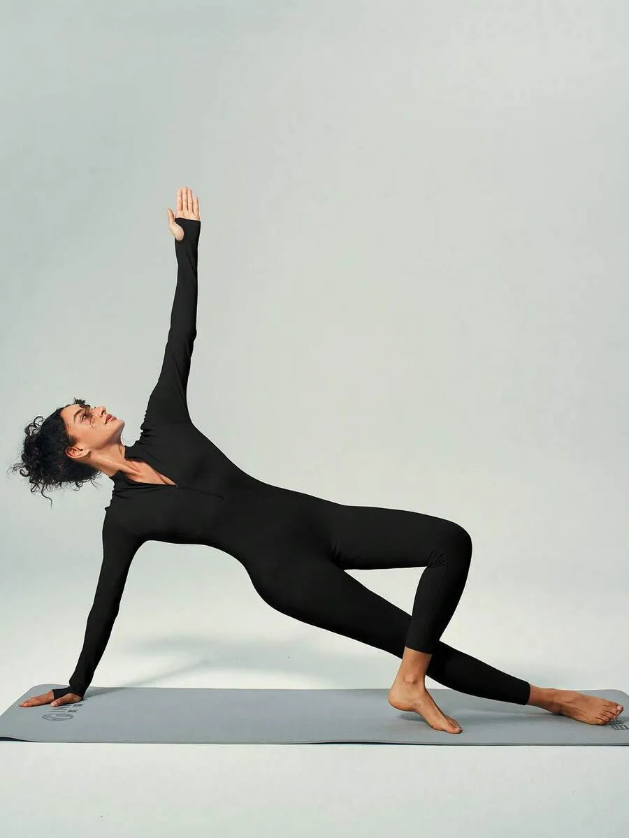 Women’s Half-Zip Tracksuit Set – For Fitness and Yoga