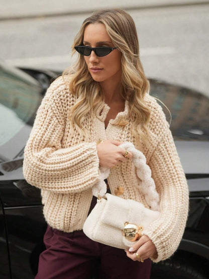 Women's O-Neck Wool Sweater Long Sleeve Classic Knit with Pockets