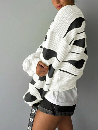 Women’s Wave-Pattern Wool Sweater Color Contrast Lantern Sleeve Knit