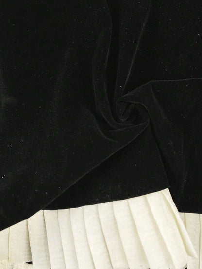 Women's Black velvet Dress With Contrasting Stitching and Elegant, Simple Pleats,Perfect for dates and Valentine's Day evenings
